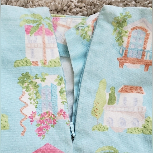 TALBOTS CAPRI PETITES STRETCH SPRING  PRINTED PANTS IN SIZE 6 - Picture 3 of 6